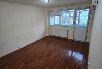 Apartament cu 2 camere în Eroii Revoluției - 1