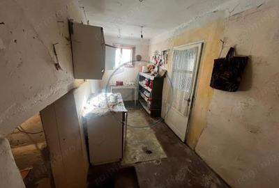 Casa cu 4 camere ?i gradina de 2700 mp, la doar 10 km de Bistri?a! - 4