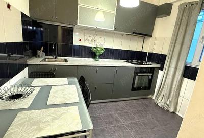 Apartament cu 3 camere decomandat în Berceni - 2