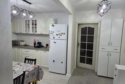 Apartament cu 3 camere decomandat în Craiovița Nouă - 10