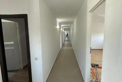 Spațiu comercial, de 550 mp, în Central - 6