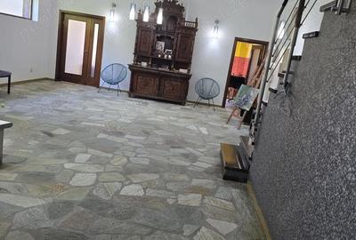 Casă cu 4 camere cu Teren 312 Mp în Central - 4