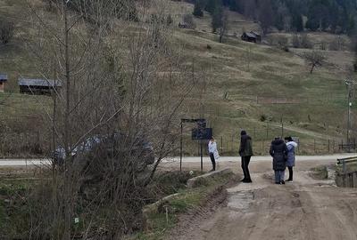 Teren de 716 mp, în Poiana Teiului - 3