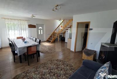 Casă cu 3 camere cu Teren 4300 Mp în Ampoița - 2
