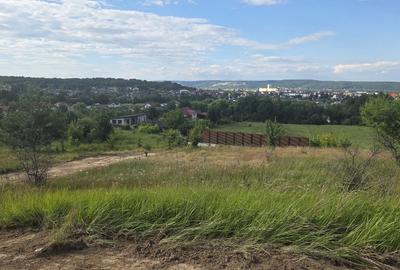 Teren Construcții intravilan de 1947 mp, în Uiasca - 1