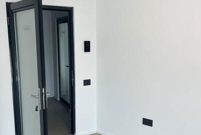 Spațiu comercial, de 30 mp, în Exterior Vest - 2