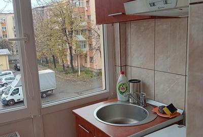 Apartament cu 2 camere decomandat în Popoveni - 16