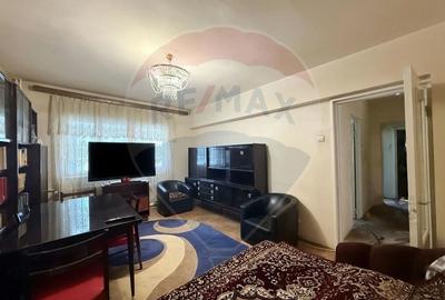 Apartament cu 4 camere decomandat în George Bacovia - 11