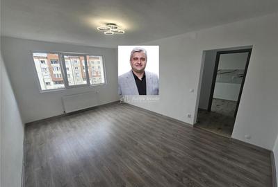 Resita, 2 Cam. Cf. 1, Renovat, Bulevard, Micro 3