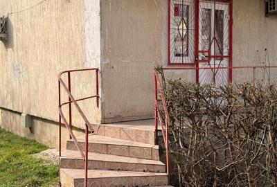 Spațiu comercial, de 25 mp, în Poarta 6 - 2