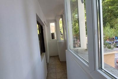 Apartament cu 2 camere decomandat în Vitan - 5