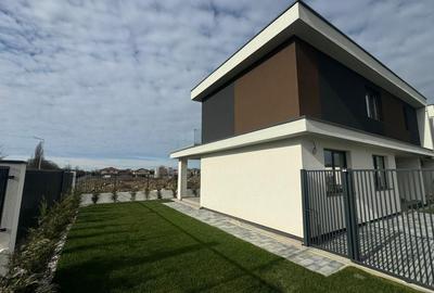 Duplex cu 5 camere cu Canalizare în Dumbrăvița - 3