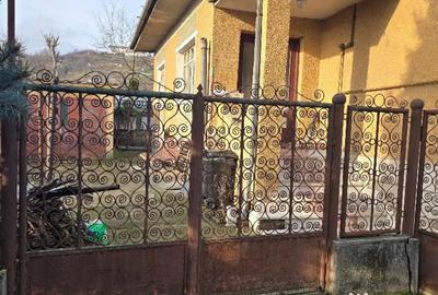 Casă cu 4 camere cu Teren 223 Mp în Ultracentral - 9