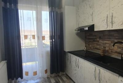 Apartament 3 camere , 65 mp utili , balcon , zona Sesul de Sus - 2