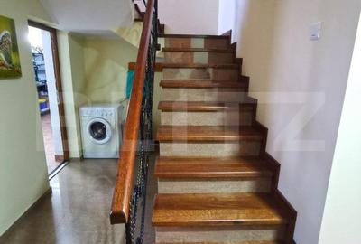 Casă cu 5 camere cu Teren 600 Mp în Central - 3