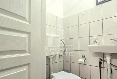 Spatiul comercial central - 1