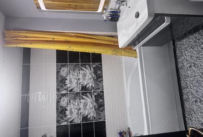 Apartament cu 3 camere decomandat în Central - 1