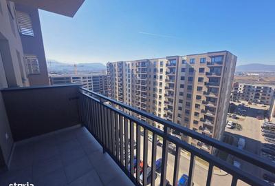 Apartament cu 3 camere decomandat în Tractorul - 3
