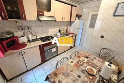 Apartament cu 3 camere decomandat, mobilat în Central - 2