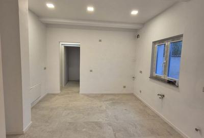 Casă cu 6 camere cu Teren 580 Mp în Central - 6