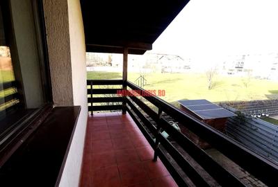 Casă individuală cu 5 camere cu Teren 350 Mp în 1 Decembrie 1918 - 10