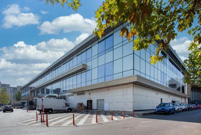 Alatura?i-va unui mediu de co-working cooperativ in Regus Anchor - 2
