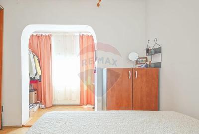 De vanzare 4 camere Racadau-zona Parcul Trandafirilor - 2