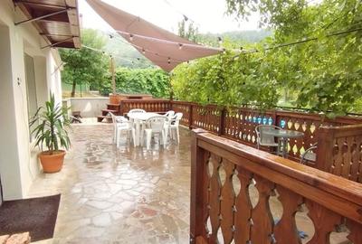 Casă cu 5 camere cu Teren 1343 Mp în Ozun - 5