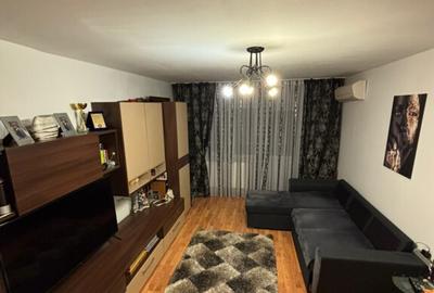 Vand apartament cu 3 camere Strada Amaradia - 6