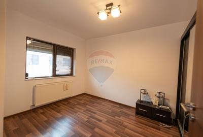 Casa de vanzare 4 cam +Pod, loc de parcare STB, Metrou Drumul Taberei Casa de vanzare 4 cam +Pod, loc de parcare STB, Metrou Drumul Taberei - 22