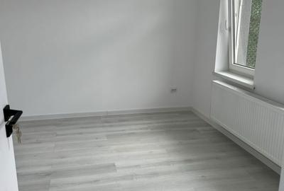 Spațiu comercial, de 45 mp, în Central - 1