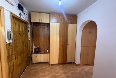 Apartament cu 2 camere decomandat în Nicolina - 4
