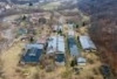 Negreni hala industriala - fosta fabrica de scaune din lemn vanzare rapida - 1