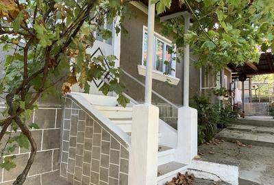 Casă cu Teren 1700 Mp în Central - 4