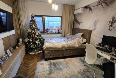 Vand apartament 2 camere in vila mobilat si utilat complet - 1