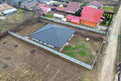 Casă cu Teren 1000 Mp în Itești - 10