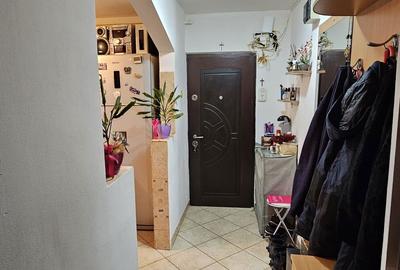 Apartament cu 2 camere semidecomandat în Confecții - 1