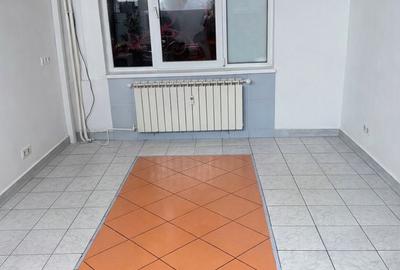 Apartament cu 2 camere decomandat în Titan - 3