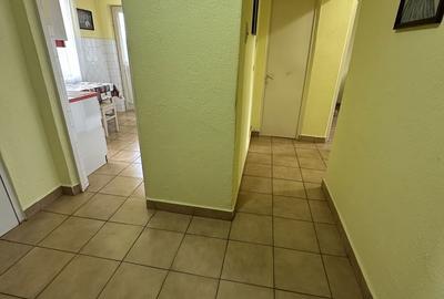 Apartament cu 3 camere decomandat în Unirea - 3