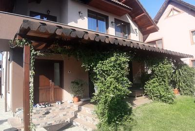 Casă cu 6 camere cu Teren 536 Mp în Central - 5