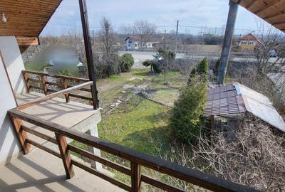 Casă cu 4 camere în Urechești - 6