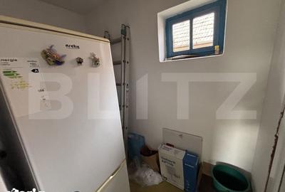 Casă cu 4 camere cu Teren 1439 Mp în Hereclean - 1