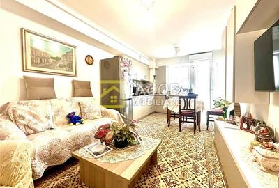 Apartament cu 3 camere semidecomandat, mobilat în Nord - 1