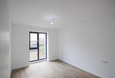 Spațiu comercial, de 74 mp, în Central - 4