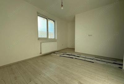 Casă cu 3 camere cu Canalizare în Moșnița Nouă - 3