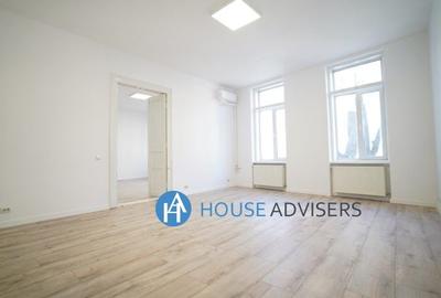 Apartament cu 5 camere semidecomandat în Gara de Nord