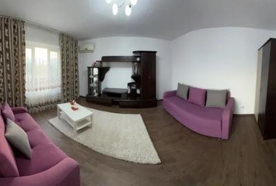Garsonieră decomandată, mobilată în P-ța Muncii - 2