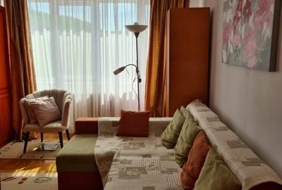 Proprietar vând apartament 2 camere decomandate  Micro 3 - 5