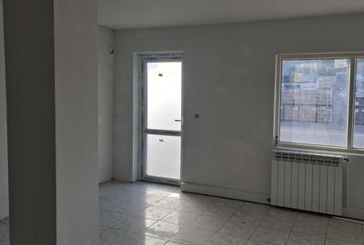 Spațiu comercial, de 70 mp, în Central - 2