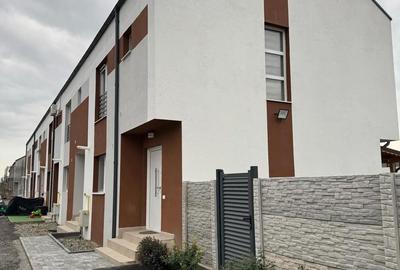 Casă cu 3 camere cu Teren 100 Mp în Central - 6